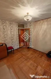 Apartament 4 camere etaj 2 