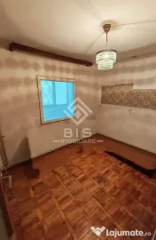 Apartament 4 camere etaj 2 