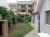 Vand casa in Oradea, intr-o zona linistita, aproape de centr 