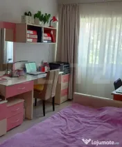 Apartament 5 camere, 100 mp, parter, pivniță 100 mp, zona 