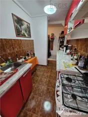 Apartament 3 camere decomandate, zona Astra 