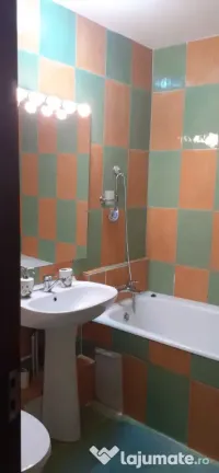 Inchiriere Apartament 2 Camere, Decomandat in sector 6 