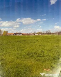 Teren intravilan 9.375 mp în zona Hanul Roșu, dublă desch