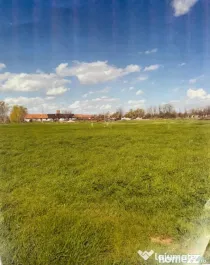 Teren intravilan, dublă deschidere, 9.375 mp, zona Hanul Ro