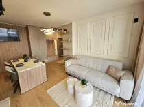 Apartament 2 camere semidecomandat zona Eroilor