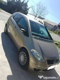 Vând Mercedes -Benz