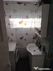 Apartament 3 camere, etaj 2/4, mobilat, utilat, parcare, zona Astra! 