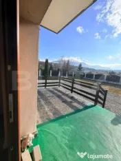 Vilă / Pensiune de vânzare în Tohanu Nou – la doar 4 km 