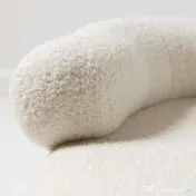 Canapea Curbată Bej - Bouclé BRAUBRAU pentru Câini și Pisici 