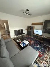 Apartament de 3 camere, 2 bai, 67mp, etajul 1, zona Terra 