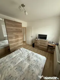 Apartament de 3 camere, 2 bai, 67mp, etajul 1, zona Terra