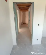 Casa P+1, 160 mp, teren 1280 mp, front 32 m, zona Ghercesti 