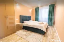 Aparament lux 3 camere, 2 bai, intro zona foarte linistita,