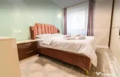 Aparament lux 3 camere, 2 bai, intro zona foarte linistita, 