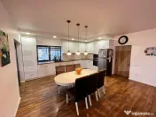 Duplex modern în Dezmir – 249 mp utili, teren generos 597 
