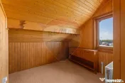 Apartament de închiriat la casă, cu 3 camere – zona N... 