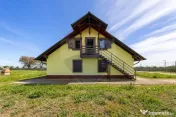 Apartament de închiriat la casă, cu 3 camere – zona N... 