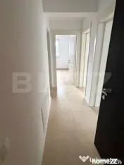 Apartament 3 camere + loc parcare de închiriat în Tractoru 