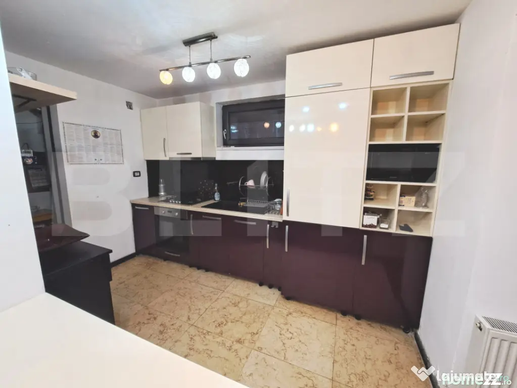 VILĂ MODERNĂ DE VÂNZARE – GHIMBAV, ZONA CENTRALĂ - Ghimbav (Brasov)