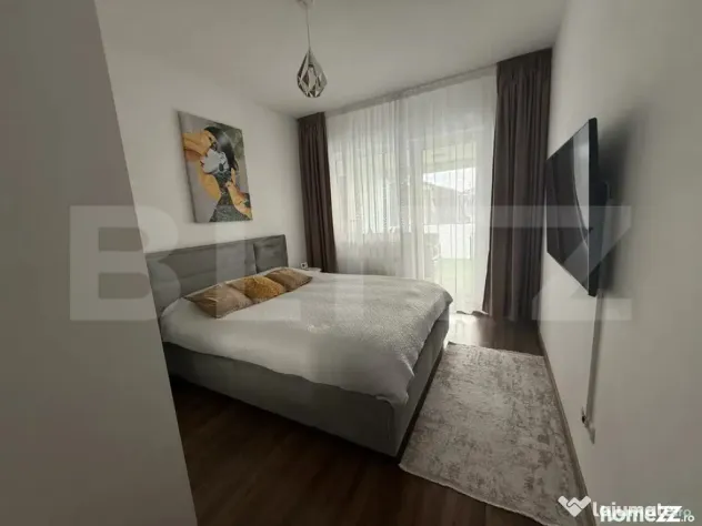 Apartament de vânzare, 3 camere, Terasă + Parcare – Zona - Brasov (Brasov)