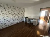 Apartament 3 camere, 70 mp, Micro 16 