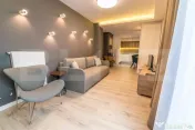 Apartament 2 camere, 57 mp, modern, parcare, zona Calea Turz 
