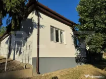 Casa de vanzare , 80 mp ,finisata recent, 25 arii teren, Tea