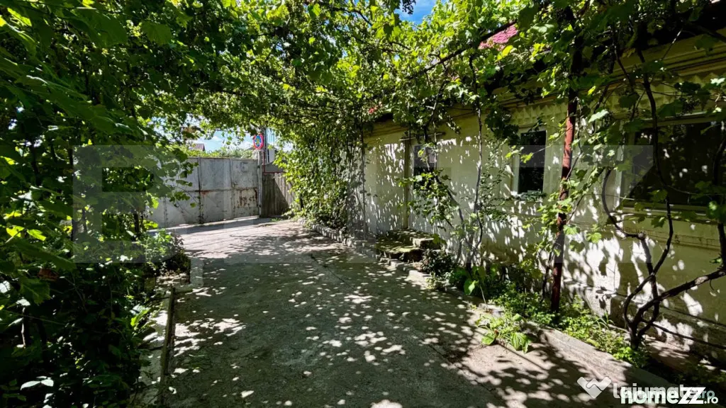 Casă parter 133 mp, teren 462 mp, toate utilitățile, zona
