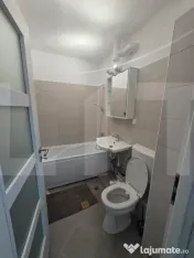 Apartament spatios cu 2 camere 