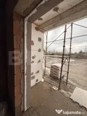 Casă modernă + curtea + 2 locuri de parcare, 145.40 mp, zo 