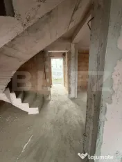 Casă modernă + curtea + 2 locuri de parcare, 145.40 mp, zo 