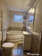 ???? Casă spațioasă, complet mobilată, în zonă linișt 