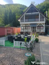 Pensiune(Casa de locuit) + Restaurant, Cugir – pe marginea 