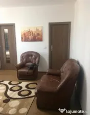 Apartament 3 camere, 45 mp, zona Bariera Valcii 