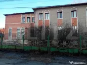 Imobil – clădire administrativă, Petroșani 