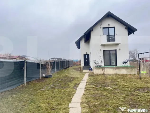 Casă spațioasă în zona Tulbureni cu teren de 1400 mp
