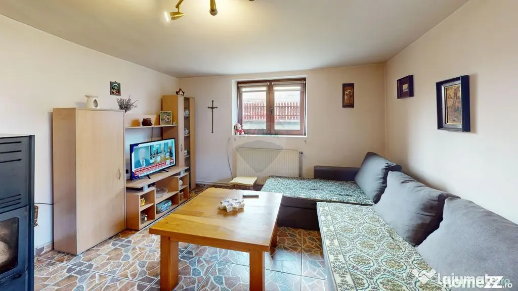 Casă / Vilă cu 4 camere de vânzare în zona Calea Popl...