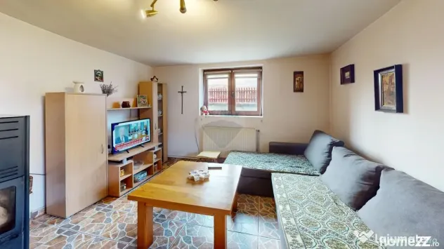 Casă / Vilă cu 4 camere de vânzare în zona Calea Popl...