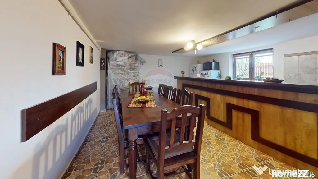 Casă / Vilă cu 4 camere de vânzare în zona Calea Popl...