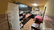 Proprietate versatilă, 4 incaperi, 300 mp, în zona central 