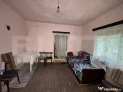 Casa cu 3 camere in Ociu, comuna Vata de Jos 