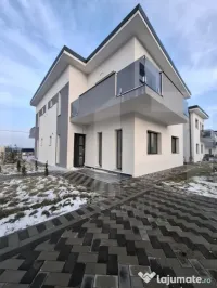 Duplex spațios în Mănăstirea Doamnei 