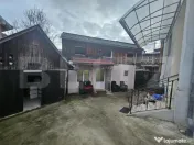 Casa de vanzare cu 3 camere, zona centrala, Campeni 