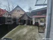 Casa de vanzare cu 3 camere, zona centrala, Campeni 