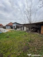 Casă renovată cu teren 600 mp, garaj și anexe – Posta,