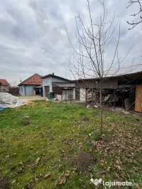 Casă renovată cu teren 600 mp, garaj și anexe – Posta, 