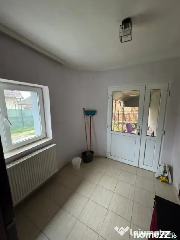 Casă renovată cu teren 600 mp, garaj și anexe – Posta, - Posta (Maramures)