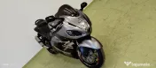 Suzuki Hayabusa GSX-1300R 