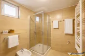 1.200mp teren intravilan cu casa constructie noua, Izvor, Ta 