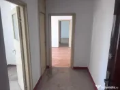 - Apartament 2 camere confort 1, Zona Hipodrom, etaj 3. 